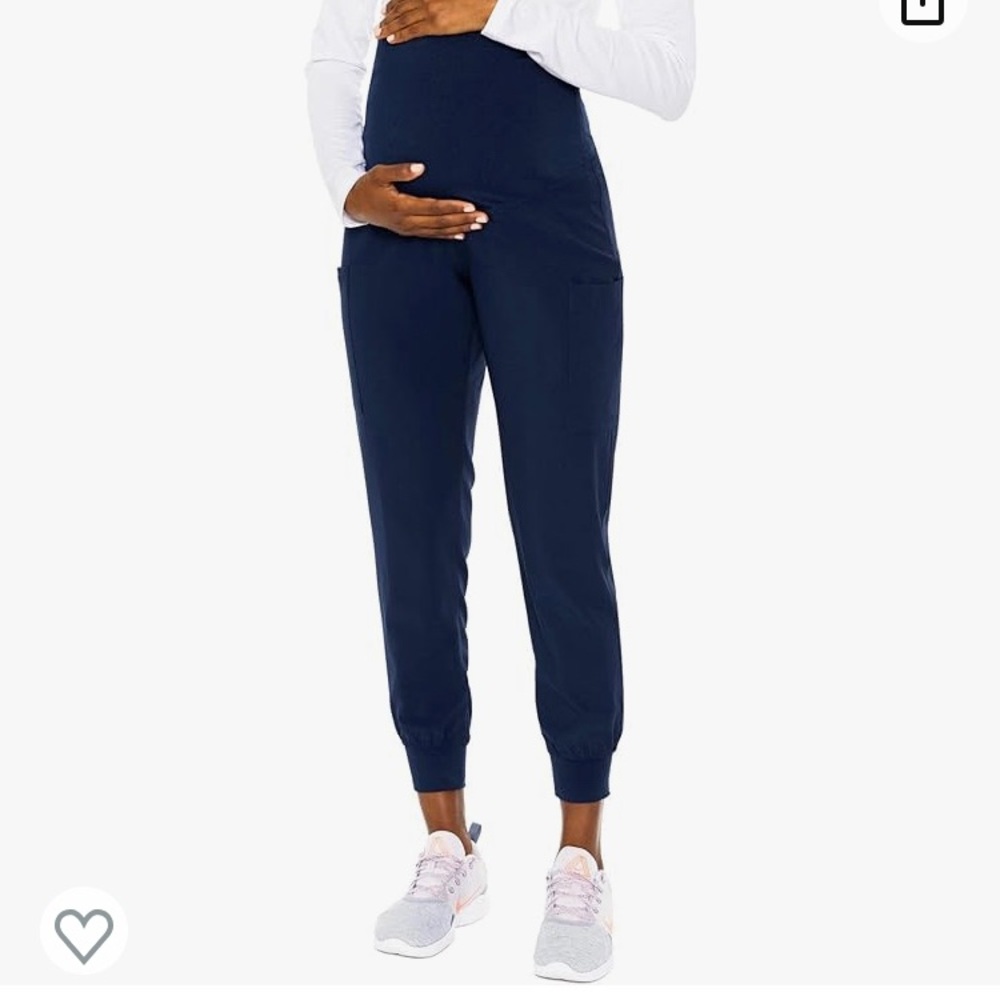 Maternity scrubs